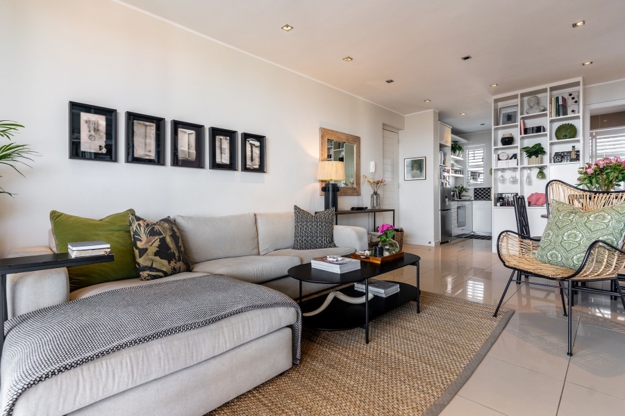 2 Bedroom Property for Sale in Sea Point Western Cape